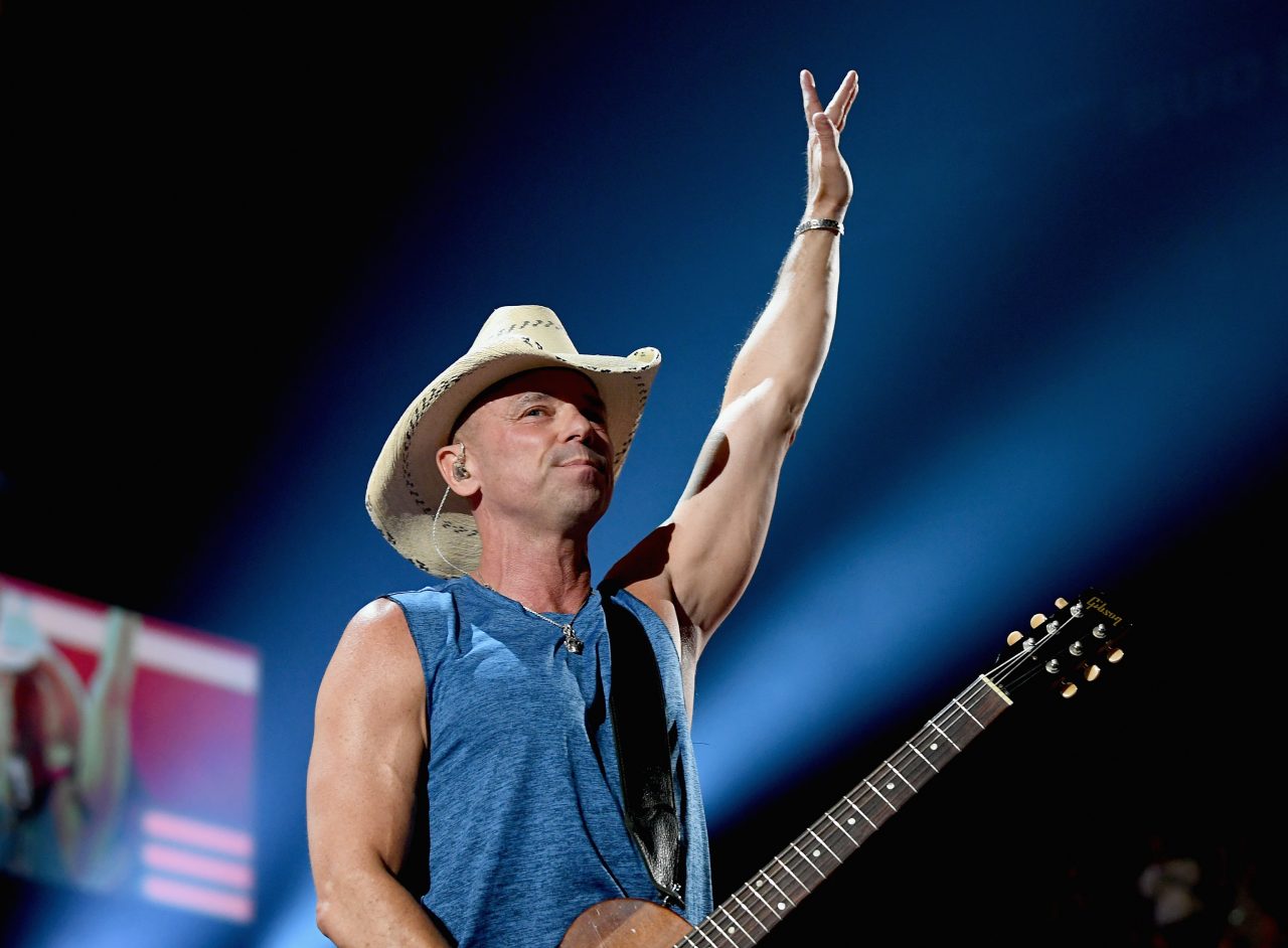 LAS VEGAS, NV - APRIL 15:  Kenny Chesney performs during the 53rd Academy of Country Music Awards a...