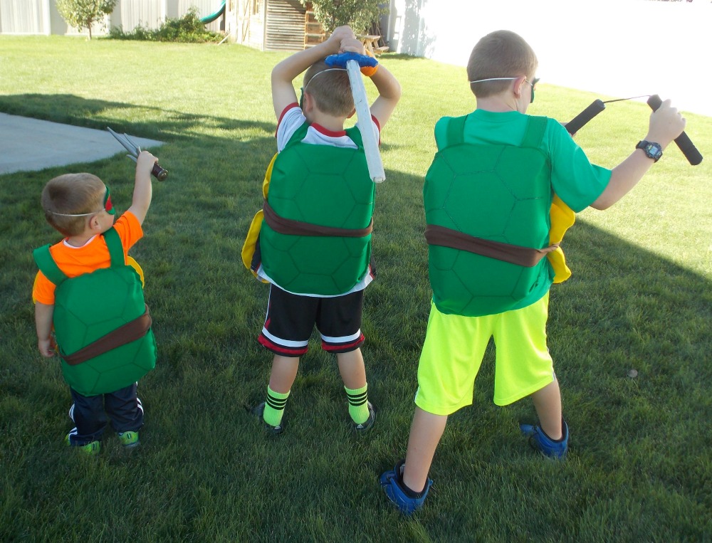DIY Teenage Mutant Ninja Turtle Costume - Studio 5