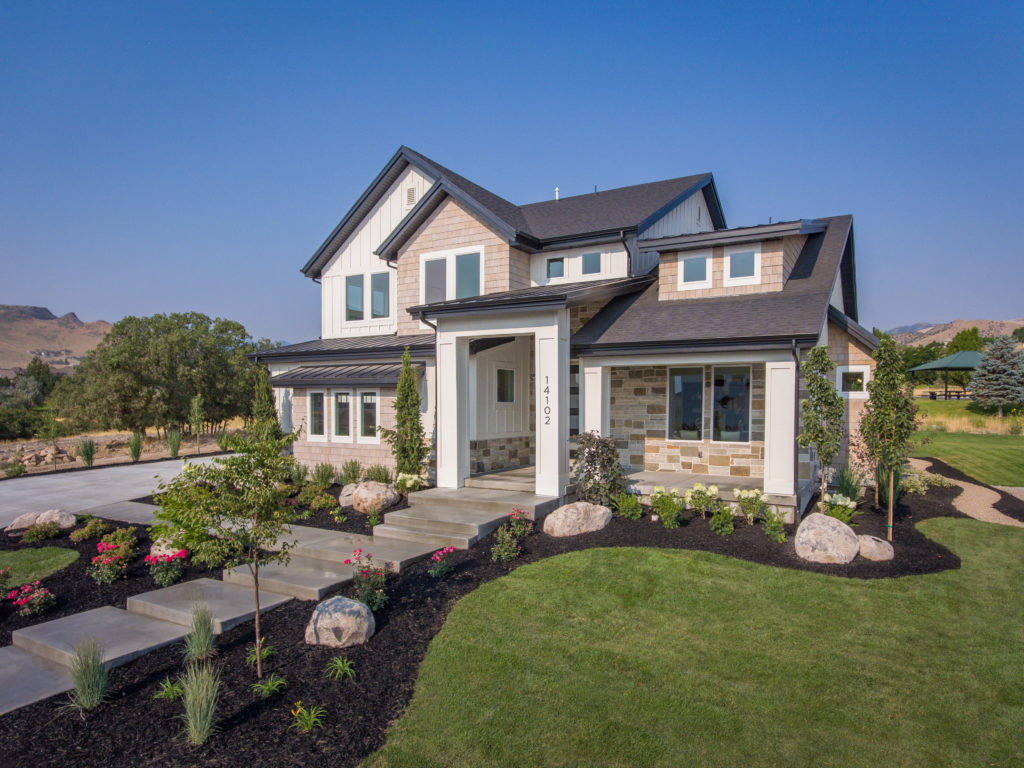 Take a Peek Inside a Designer Model Home - Studio 5
